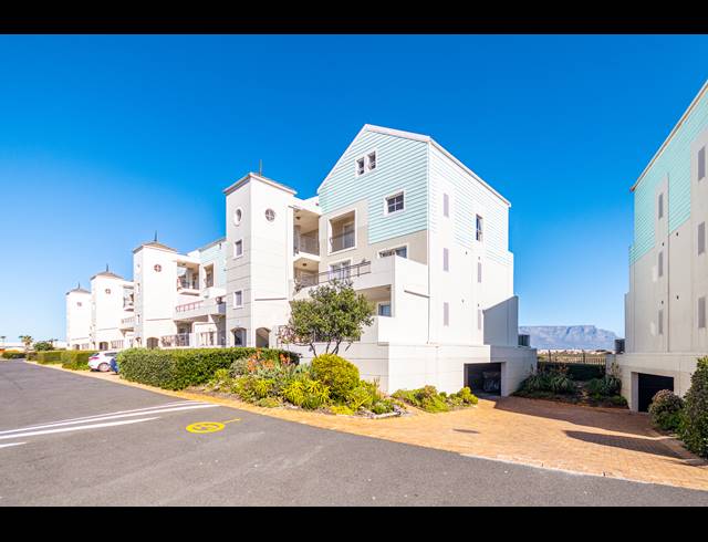 2 BEDROOM SECTIONAL TITLE SOLD IN ROYAL ASCOT